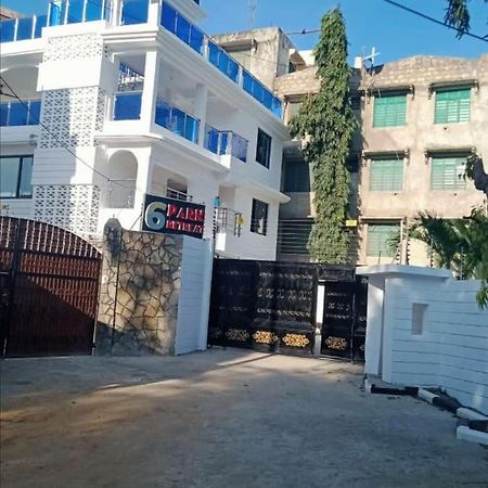 6 Park Retreat Hotel Mombasa Exterior photo