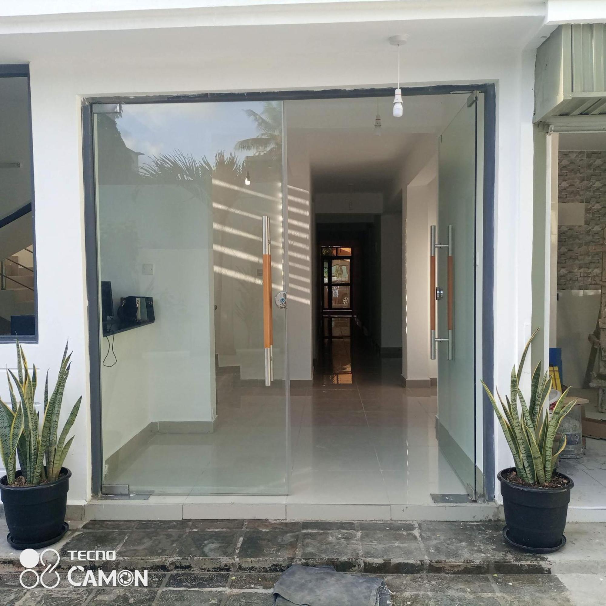 6 Park Retreat Hotel Mombasa Exterior photo
