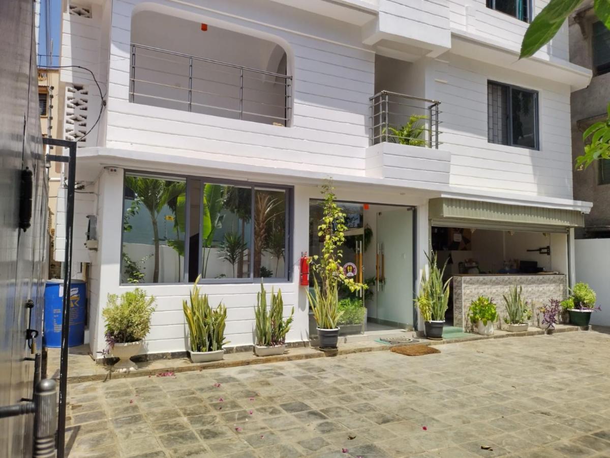 6 Park Retreat Hotel Mombasa Exterior photo
