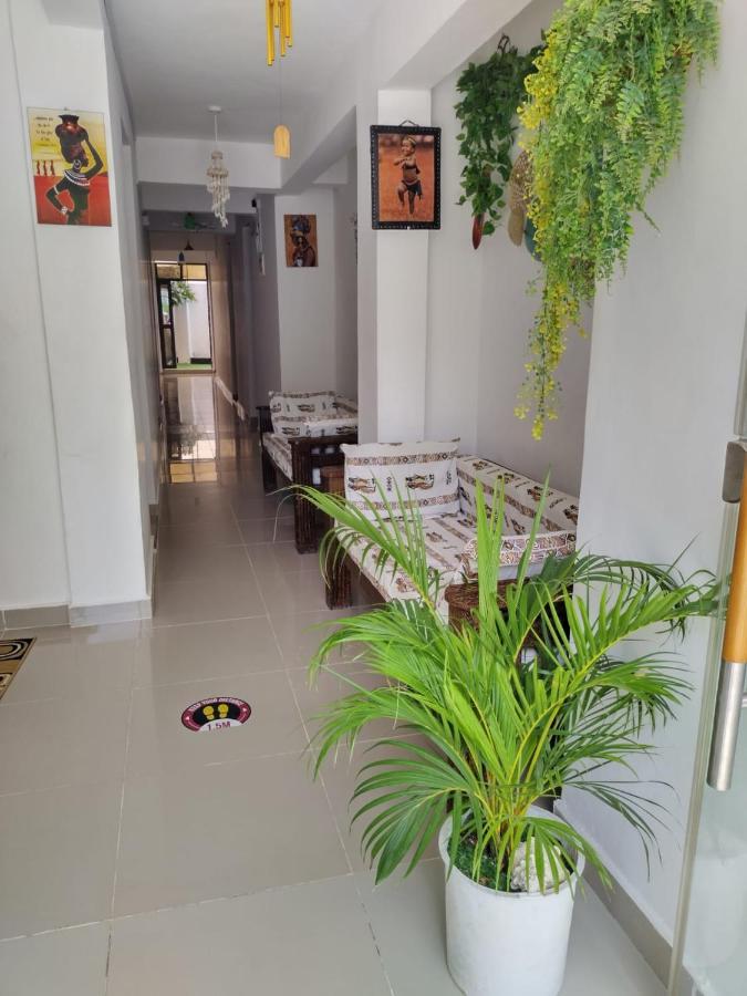 6 Park Retreat Hotel Mombasa Exterior photo