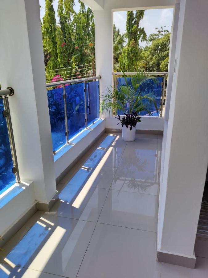 6 Park Retreat Hotel Mombasa Exterior photo