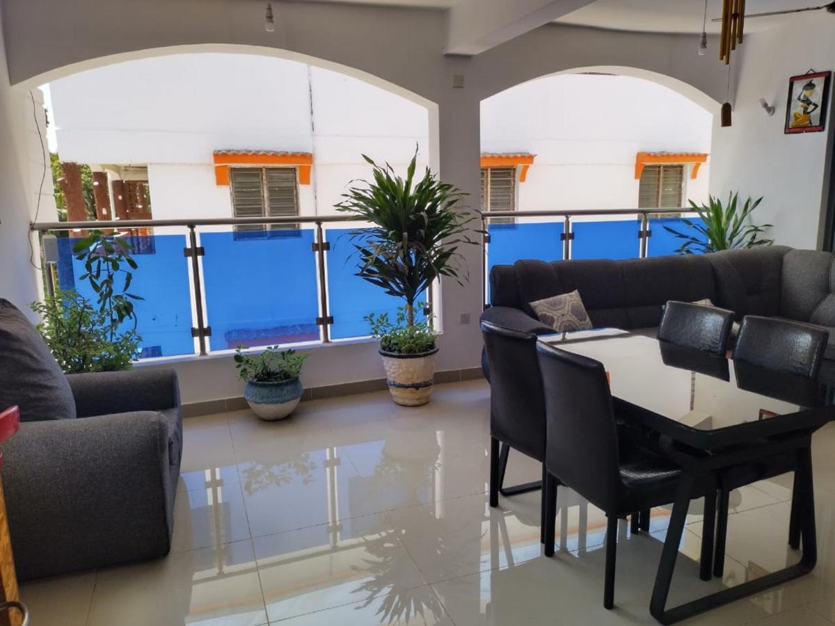 6 Park Retreat Hotel Mombasa Exterior photo