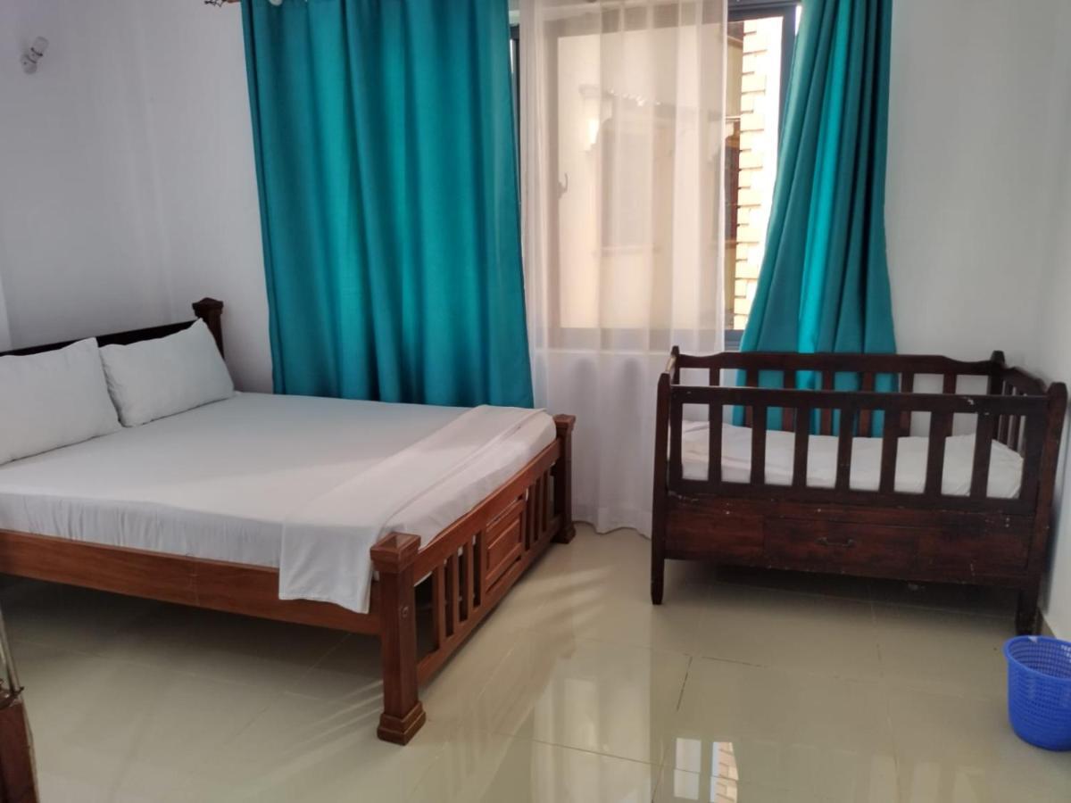 6 Park Retreat Hotel Mombasa Exterior photo
